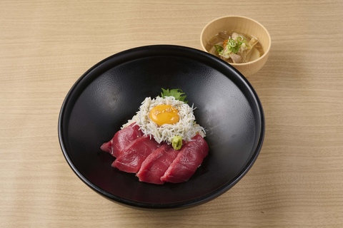 豊洲直送海鮮丼 五色雲 (海鮮丼)｜エチカフィット永田町 | 東京メトロ